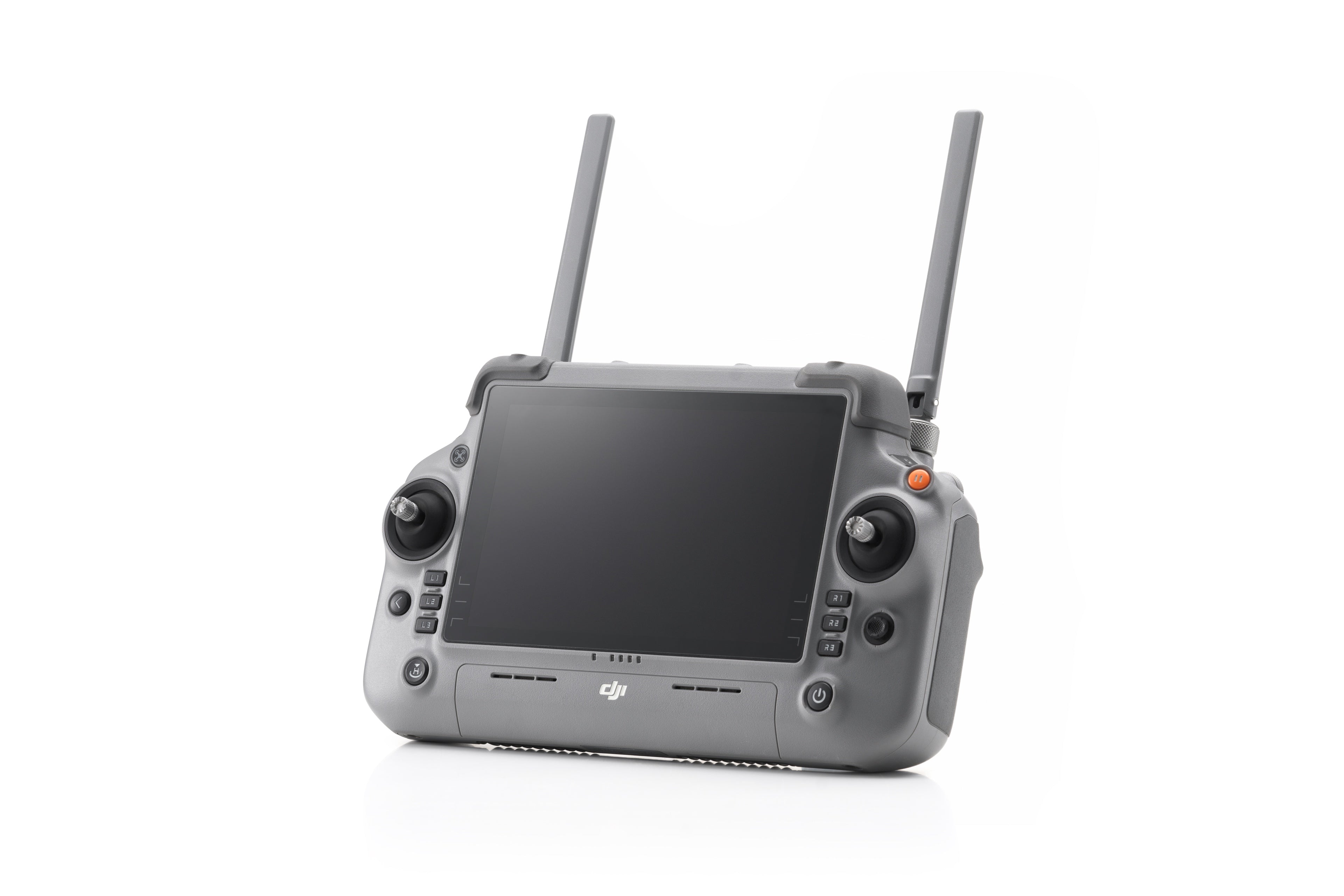 Die schwarze DJI RC Plus 2 Enterprise Fernbedienung (M4 Serie) von DJI Enterprise verfügt über zwei Antennen, ein helles Display, Joystick-Steuerung und mehrere Tasten für die Drohnensteuerung. Ihr schlankes Design, die kompakte Bauweise und das O4 Enterprise-Videoübertragungssystem unterstreichen ihr modernes Erscheinungsbild.