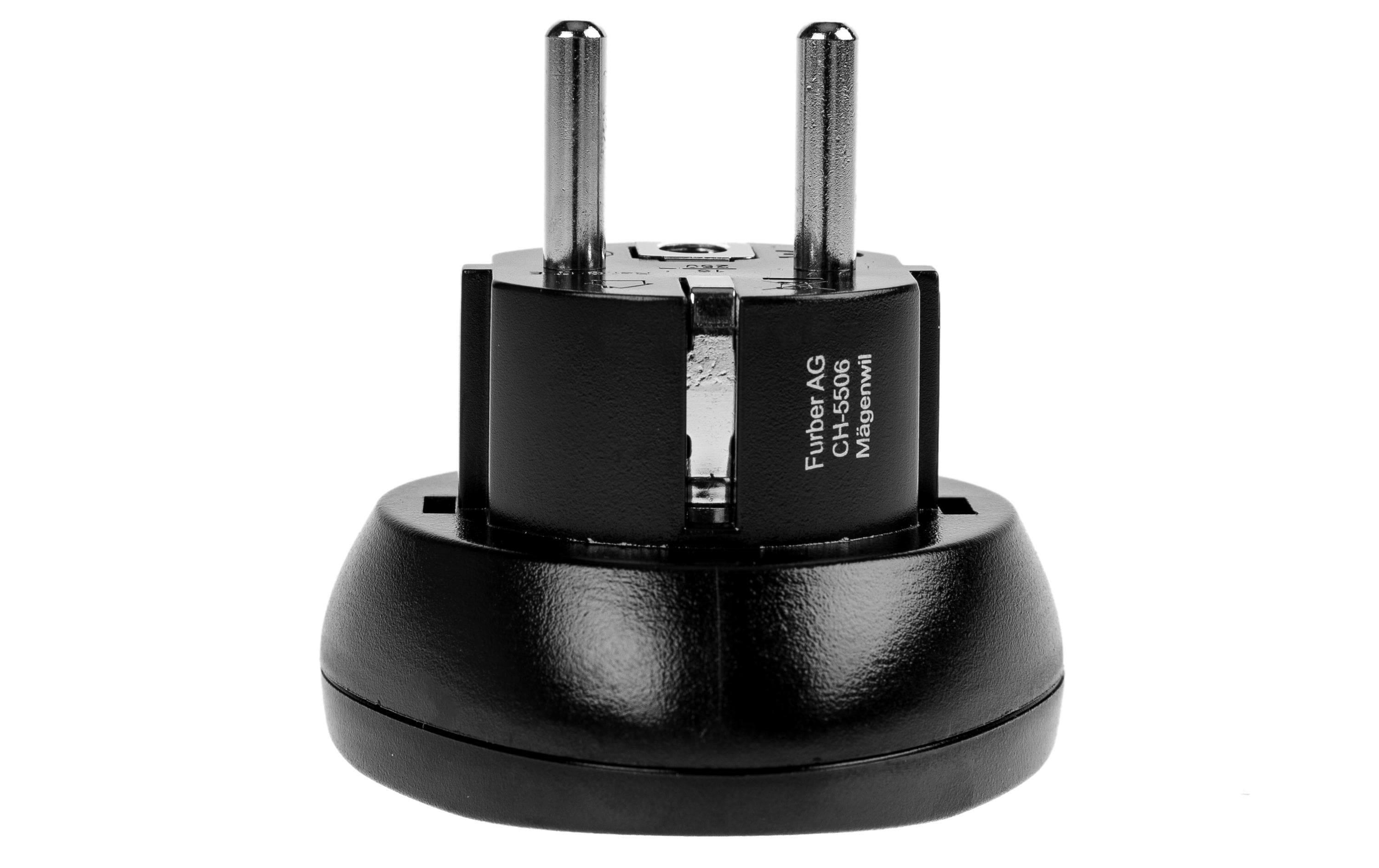 Auf weißem Hintergrund ist ein schwarzer CIELOTEC FURBER.power Reiseadapter CH – Schuko 3-Polig für Powerstations mit zwei runden Stiften abgebildet, ideal für EU-Steckdosen und perfekt als praktischer Reiseadapter für Europa.