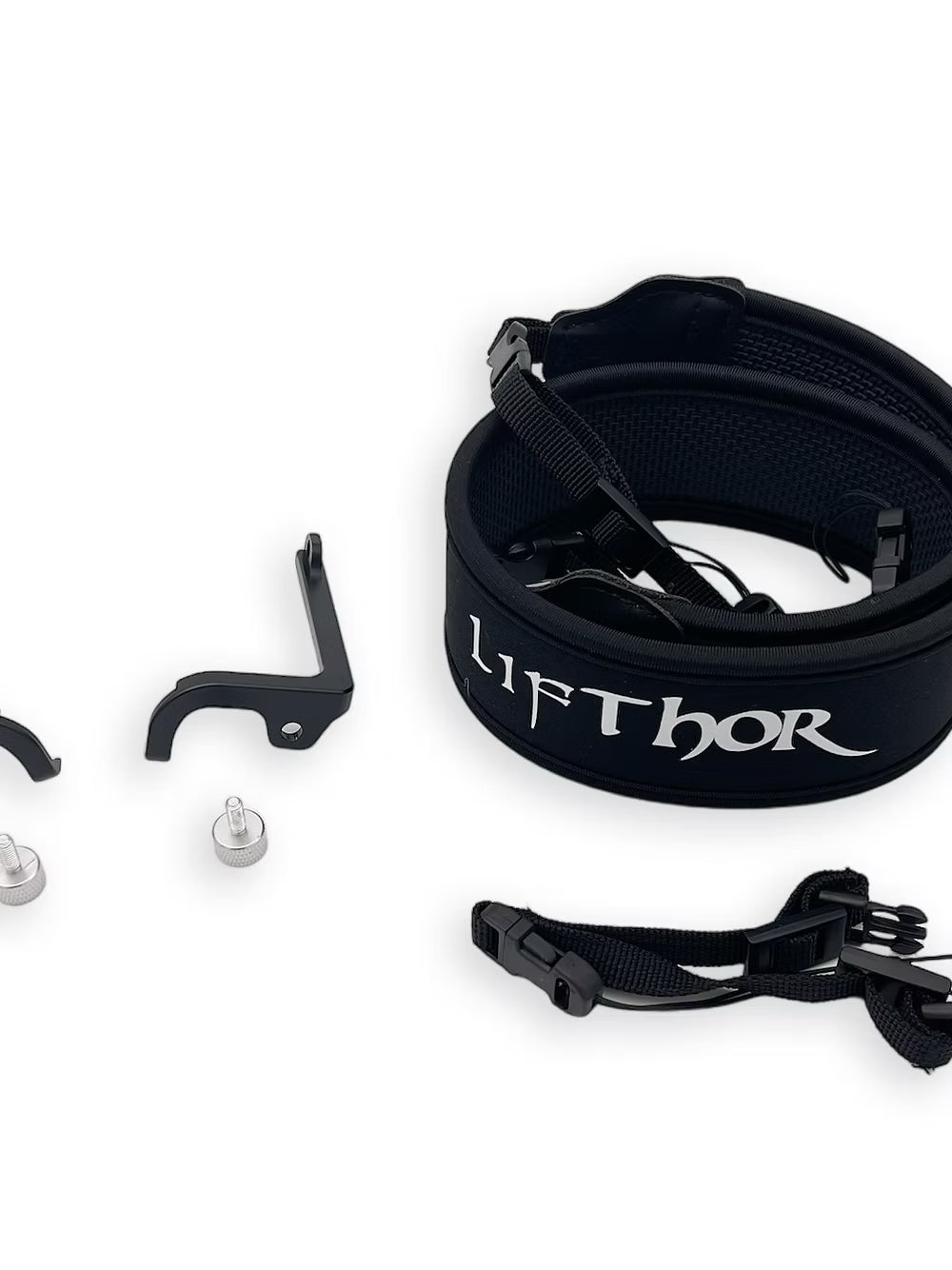 Der Lifthor Sendergurt Claw PRO 2 für DJI RC Pro (RC1 & RC2 – Mavic 3 Serie) verfügt über verstellbare Gurte und Metallkomponenten, einschließlich Schraubbefestigungen, perfekt für DJI RC Pro oder andere Smart Controller, elegant präsentiert vor einem weißen Hintergrund.