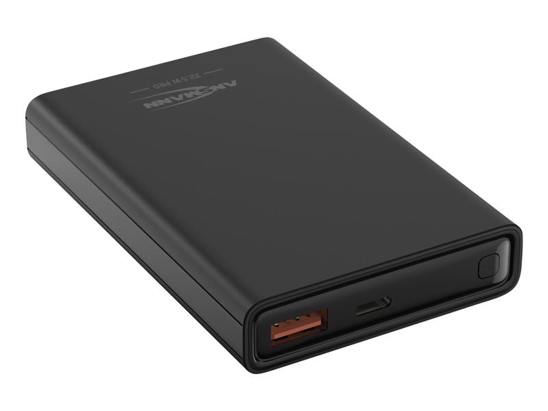 Die Ansmann Powerbank PB222PD ist eine schwarze, tragbare Powerbank mit einem schlichten, rechteckigen Design. An einem Ende verfügt sie über einen USB-Anschluss, einen Micro-USB-Anschluss und einen Ein-/Aus-Schalter. Ausgestattet mit einem 10.000-mAh-Zusatzakku und Unterstützung für USB-C Power Delivery (22,5 W) zum Schnellladen verfügt dieses Ansmann-Gerät zudem über ein LCD-Display für zusätzlichen Komfort.
