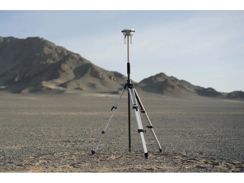 DJI D-RTK 3 Multifunctional Station