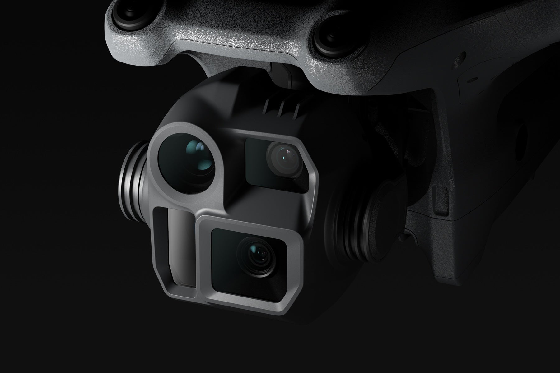 Nahaufnahme der DJI Enterprise Matrice 4D Standalone Combo (M4D) – eine hochpräzise, allwettertaugliche Vermessungsdrohne (IP55) mit mehreren Kameralinsen, ideal für Inspektion und Vermessung, inklusive 1 Jahr DJI Care Enterprise Plus.